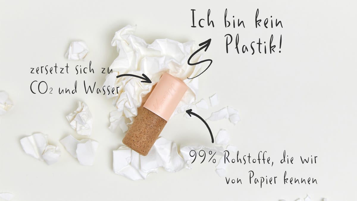 Die Kappe der Kneipp Lippenpflege besteht aus dem neuartigen Material Paper Blend. Foto: Kneipp GmbH / Marc Waldow