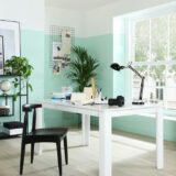 Mit seiner glatten Oberfläche und seiner herrlich minimalen Silhouette sorgt der Aspen-Tisch für ein modernes Flair im Home-Office. Foto: Furniture And Choice