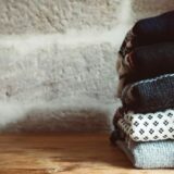 Pullover ist nicht gleich Pullover, vor allem nicht, wenn dieser warm halten soll. Foto: Markus Spiske / Unsplash
