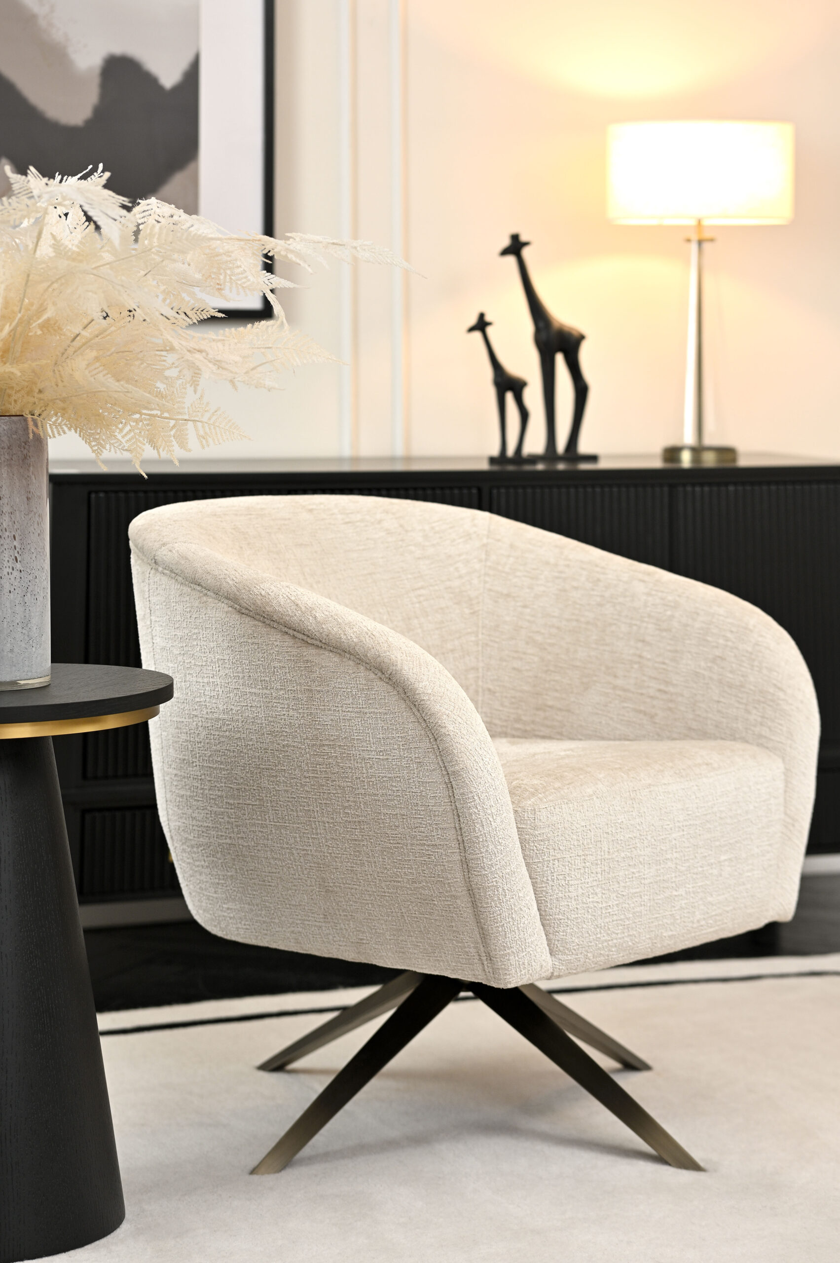 Brodie Swivel Chair, Foto: MY Furniture